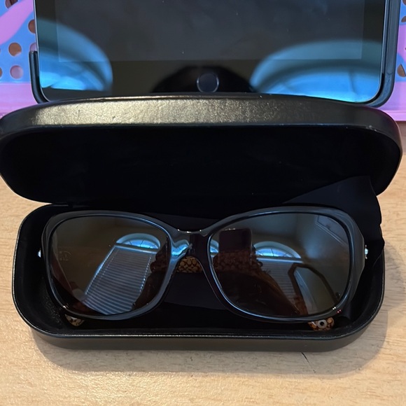 Coach Sunglasses with Case and Micro Cleaning Cloth EUC - Picture 3 of 9